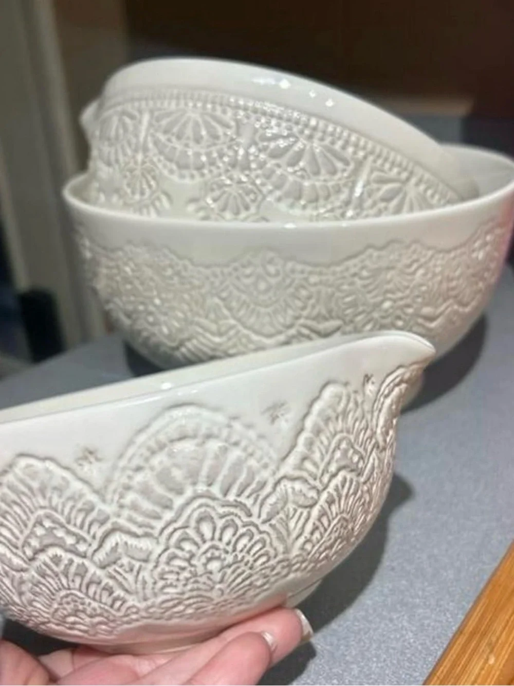 The Pioneer Woman Cream Embossed Mixing Bowls Set